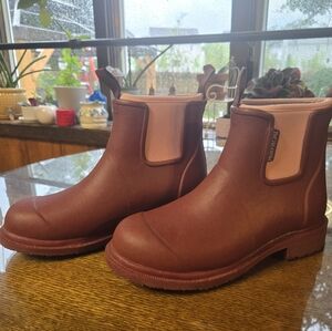 Pink Winter Rain Boots with Elastic Panels